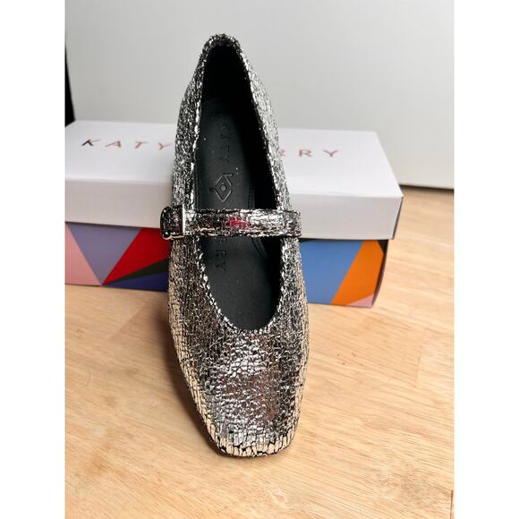 Katy Perry The Evie Mary Jane Flats Silver Metallic Glass Women's Size 6 NWT - Picture 5 of 9